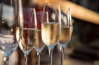 CHAMPAGNESMAGNING FOR 1